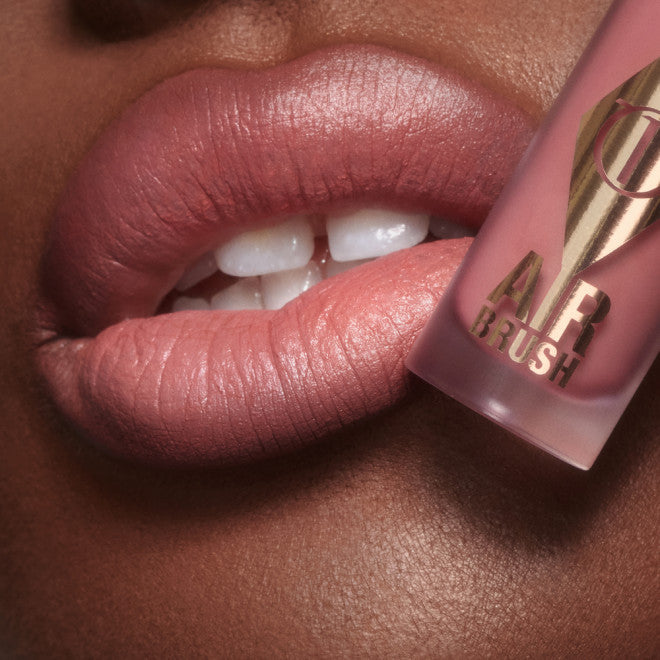 Charlotte Tilbury Airbrush Flawless Lip Blur 