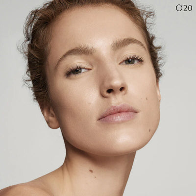 Cle De Peau The Foundation SPF 22 - # O20 (Light Medium Ocher ) 28 ml
