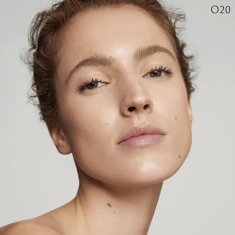 Cle De Peau The Foundation SPF 22 - 